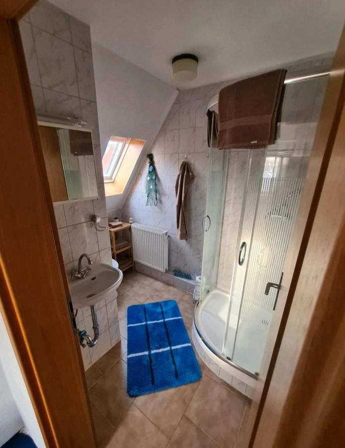 Monteurs-Ferienwohnung Емден Екстер'єр фото